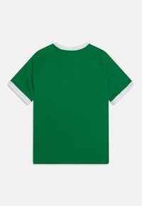 adidas Originals TEE UNISEX - T-shirt med print - green