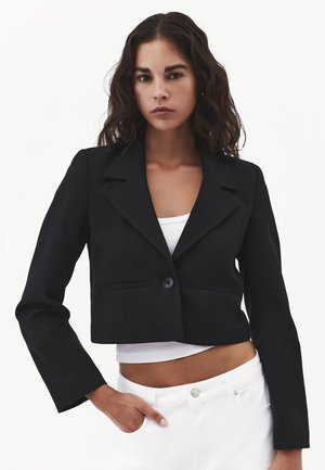 OXXO, OXXO SHORT BUTTONED BLAZER JACKET - Blazer - black