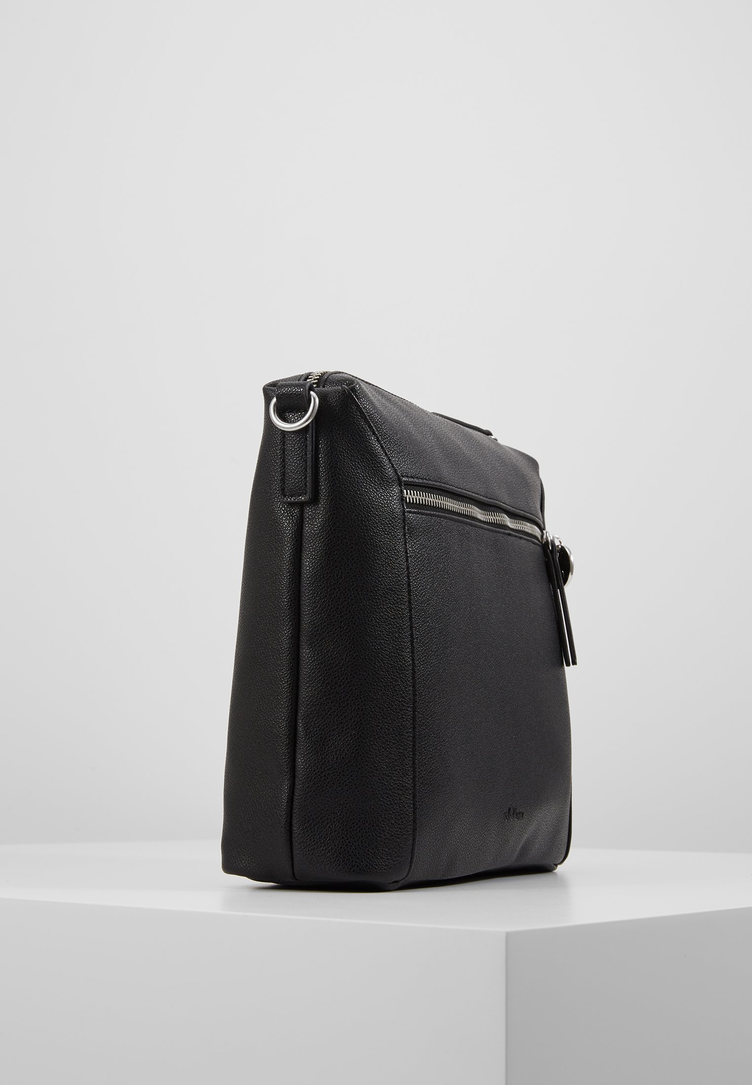 s.Oliver Skulderveske greyblack Zalando.no s.Oliver Skulderveske greyblack Zalando.no