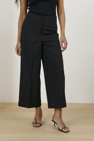CORINNE - Pantaloni - black