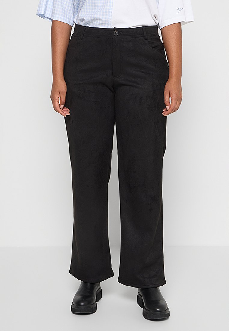 ONLY Carmakoma Broek zwart