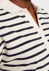 Tommy Hilfiger Denní šaty - white