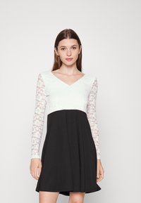 VILA VIKALILA DOLL DRESS - Vestido de malha - optical snow/black