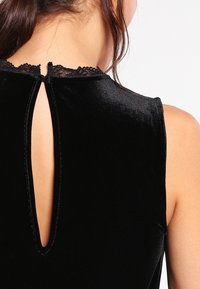 Even&Odd Sukienka letnia