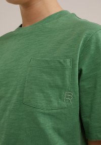WE Fashion Paprasti marškinėliai - green