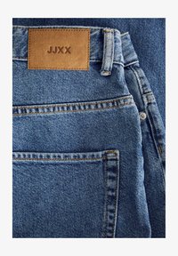 Neselectat, medium blue denim