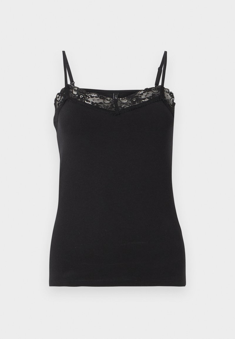 Schwarzes Camisole-Top mit dünnen verstellbaren Trägern, mit einem Spitzenbesatz entlang des Ausschnitts. Weicher Stoff, figurbetonte Form, glatte Textur.