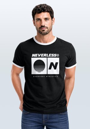 Neverless, HERREN T-SHIRT RETRO KONTRASTBUND - DESIGN SUNSET SPORT LOGO - - T-Shirt print - schwarz-weiß