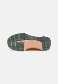 Nike Performance METCON 9 - Pantofi training - light silver/pale ivory/guava ice/mica green