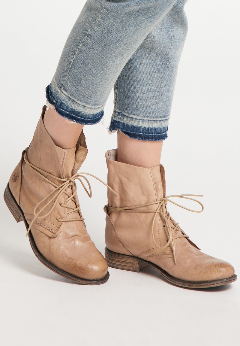 DreiMaster DREIMASTER PLUMDALE - Botines con cordones - beige