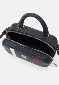 Tommy Hilfiger EMBLEM TRUNK CORP - Borsa a tracolla - space blue
