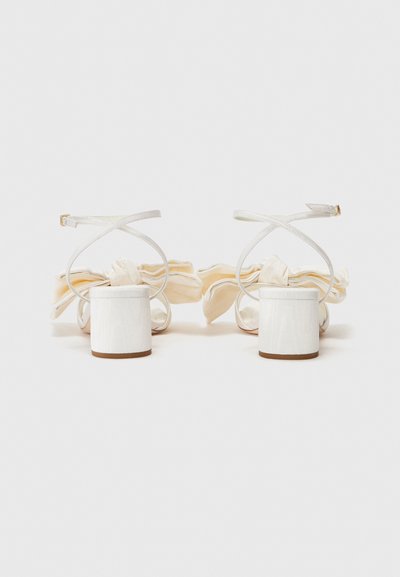 Loeffler Randall CARMEN - Sandali - cream