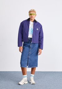 Carhartt WIP DETROIT JACKET - Könnyű dzseki - aura/black