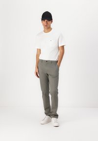 Thumbnail Image 2