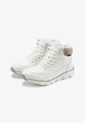 Weiße Mid-Top-Sneaker aus strukturiertem Leder mit grauen Akzenten und weichem Innenfutter. Mit Metallösen und gepolstertem Kragen für Komfort.