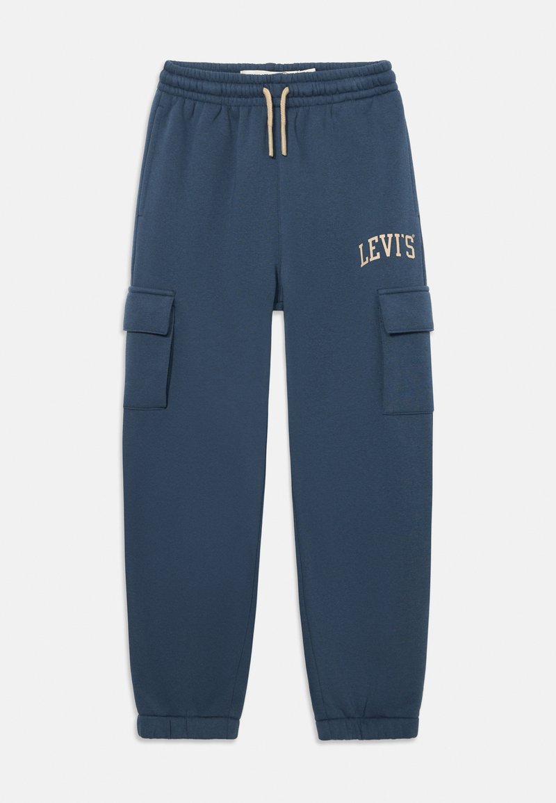 Calças jogger em mistura de algodão azul-marinho com cintura elástica, cordão bege, bolsos laterais tipo cargo e logótipo "LEVI'S" em bege na coxa.