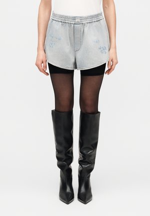 Pantaloni scurți din denim - light blue