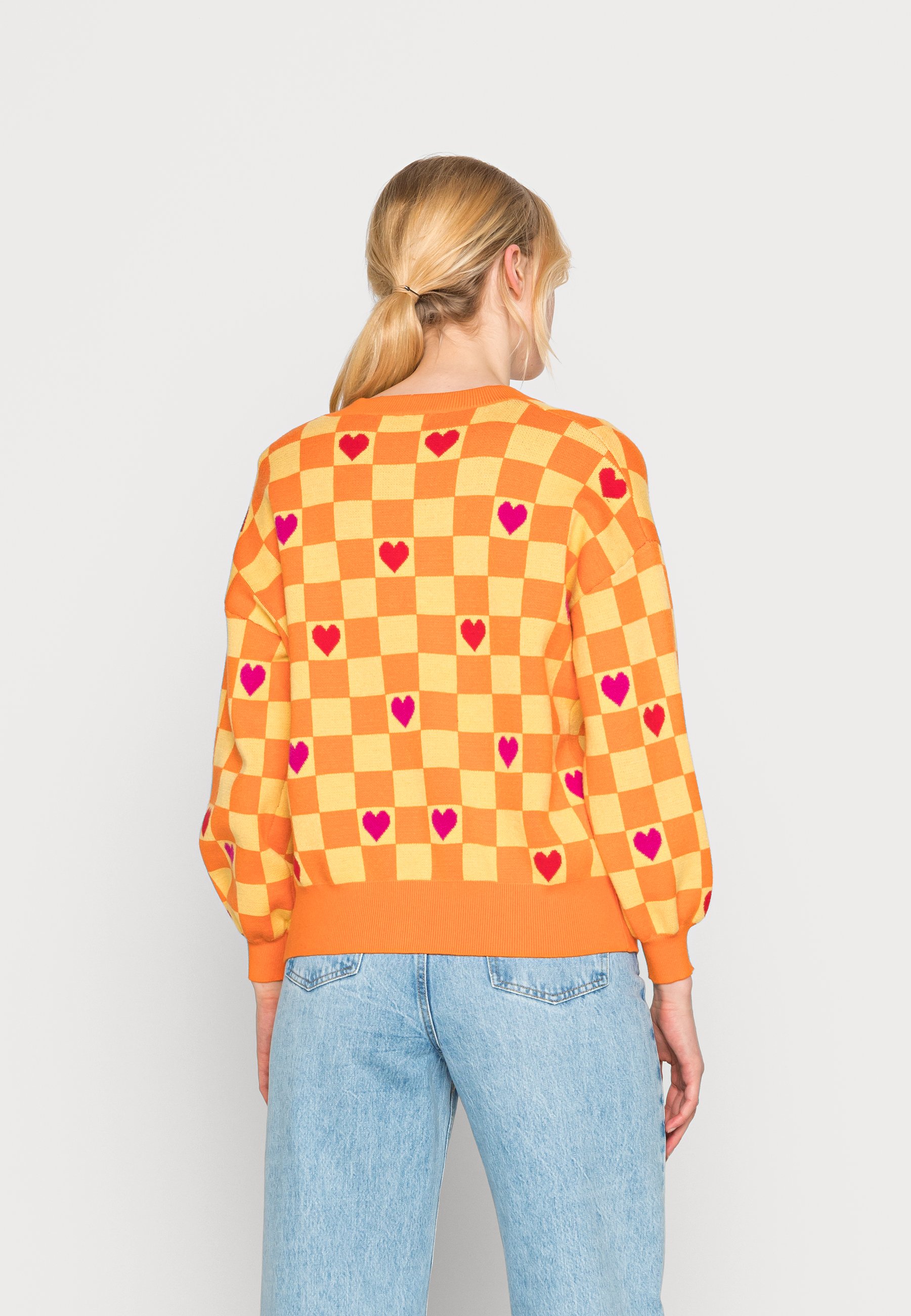 Never Fully Dressed ORANGE HEART BOXY 