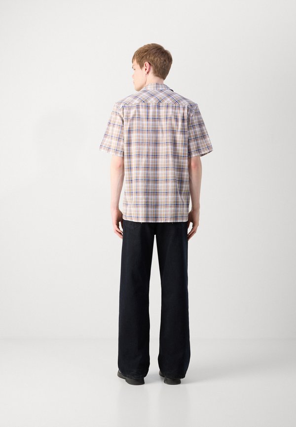 LOOSE CHECK KENJI SHIRT - Shirt3