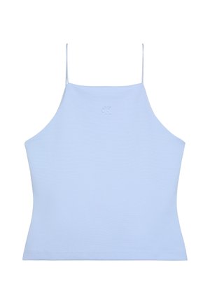 Top corto azzurro chiaro con spalline sottili e piccolo logo "cK" in rilievo al centro davanti.