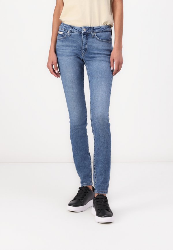 MID RISE SKINNY - Jeans Skinny Fit - denim medium