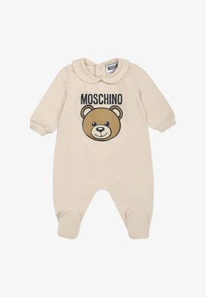 Body per neonati beige in soffice cotone, con grafica di un orso e il testo "Moschino". Include un colletto arrotondato e chiusure a pressione sul collo.