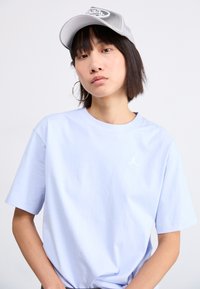 Jordan ESSEN TEE CORE - T-shirts basic - hydrogen blue