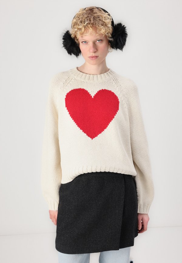 Curve Love High Rise 90s Relaxed Jean - Straight leg jeans3