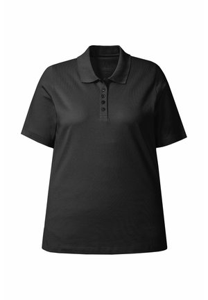 Polo negro de manga corta con cuello y cinco botones sobre un fondo blanco.