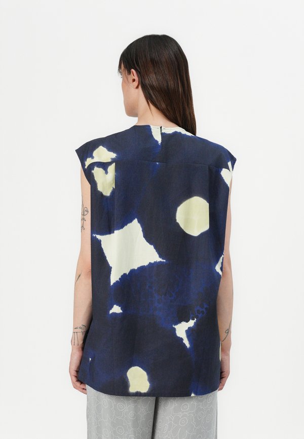 KAKSIN KEHÄKUKKA - Blouse3