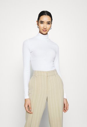 PCPIPPI ROLLNECK NOOS - Long sleeved top - bright white