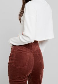 Sixth June Strickpullover - white