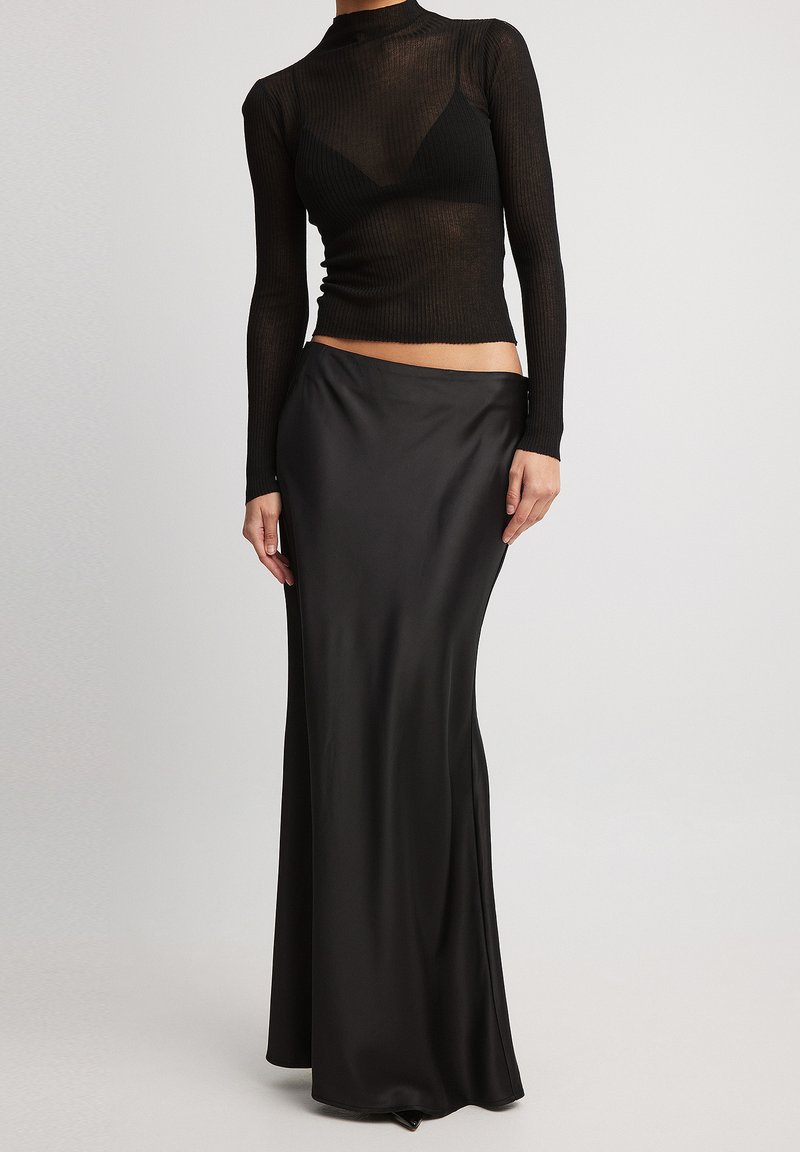 NA-KD Maxinederdele - black