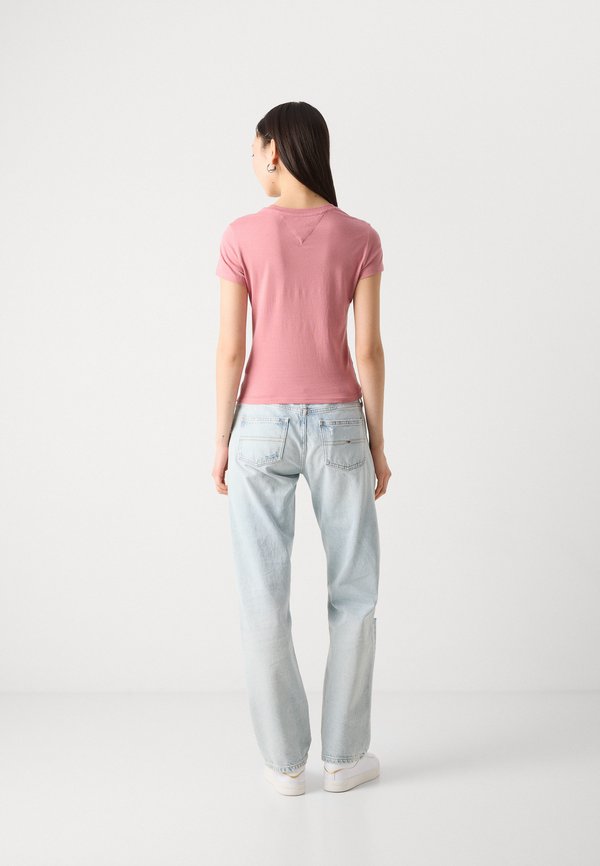 SLIM ESSENTIAL LOGO TEE - Basic T-shirt - tahiti berry2