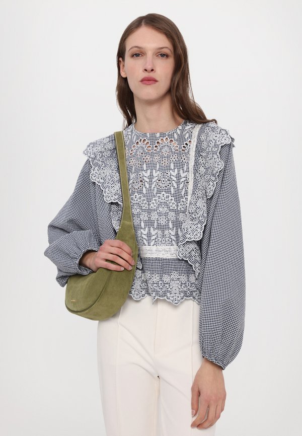 THE KICK TROUSER - Trousers3