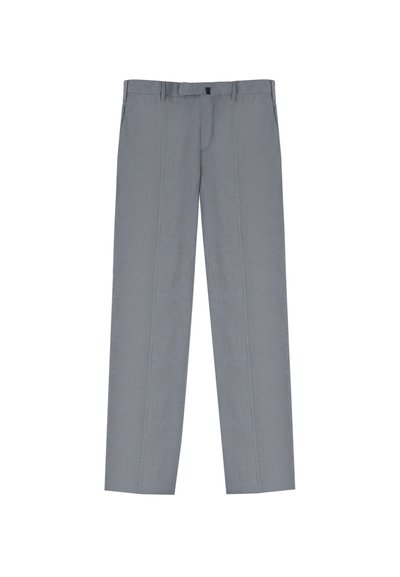 Pantalones gris claro con ajuste entallado, frente plano y dos líneas de costura vertical en cada pierna. Están hechos de una tela suave con una textura sutil.