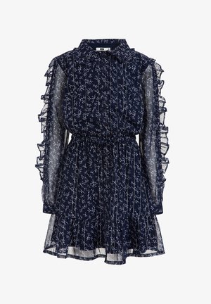 Robe florale bleu marine avec manches en voile à volants, col à revers, devant boutonné et taille à cordon. Dotée d'un ourlet à volants superposés.