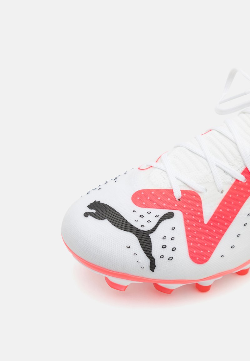 Puma FUTURE MATCH FG/AG WN'S - Moulded stud football boots -  white/black/fire orchid/white - Zalando.de
