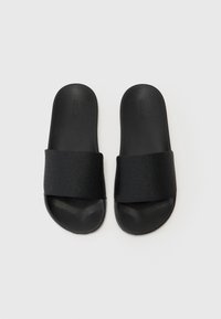 Thumbnail Image 4