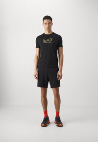EA7 Emporio Armani Shorts - nero