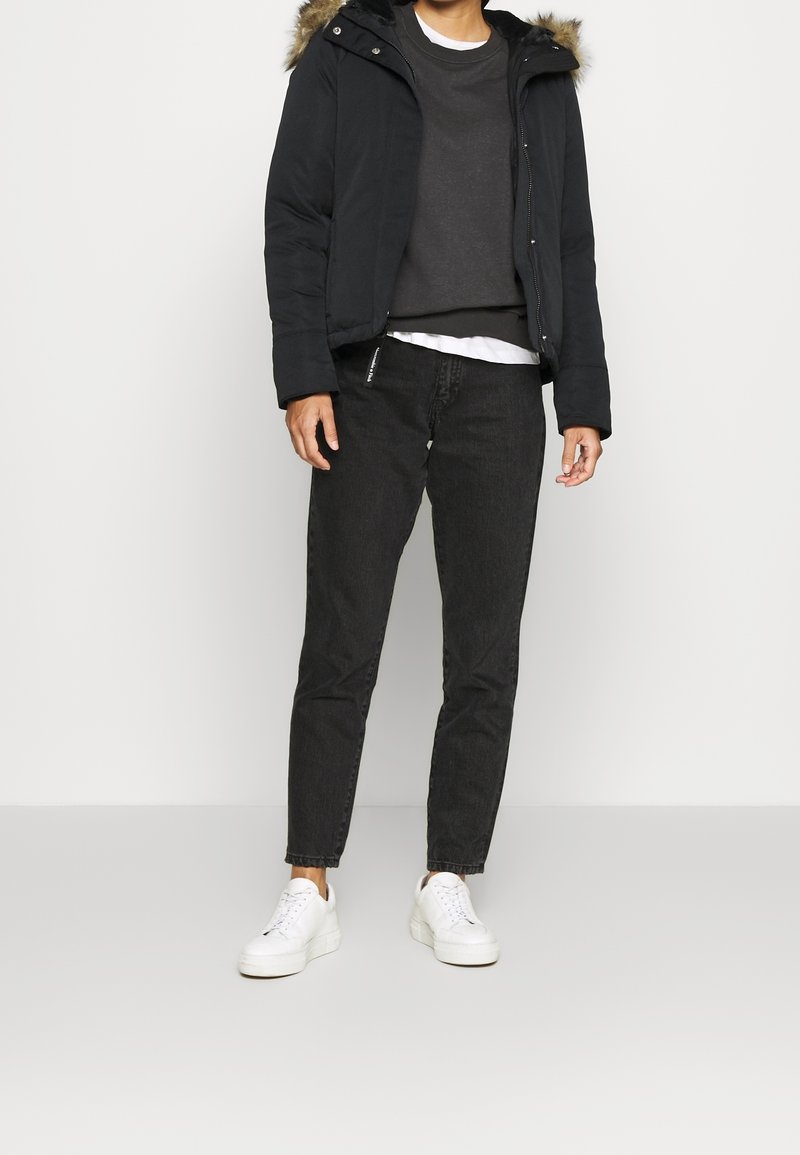 Abercrombie & Fitch Vinterjacka - black