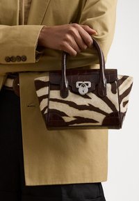 ZEBRA PRINT CANVAS SMALL TANNER SATCHEL - Handbag - zebra/dark hickory