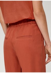 s.Oliver BLACK LABEL Broek - terrakotta