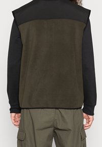 Blend Weste - khaki