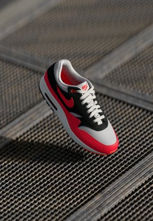 AIR MAX 1 - Trainers - vast grey/light crimson/black