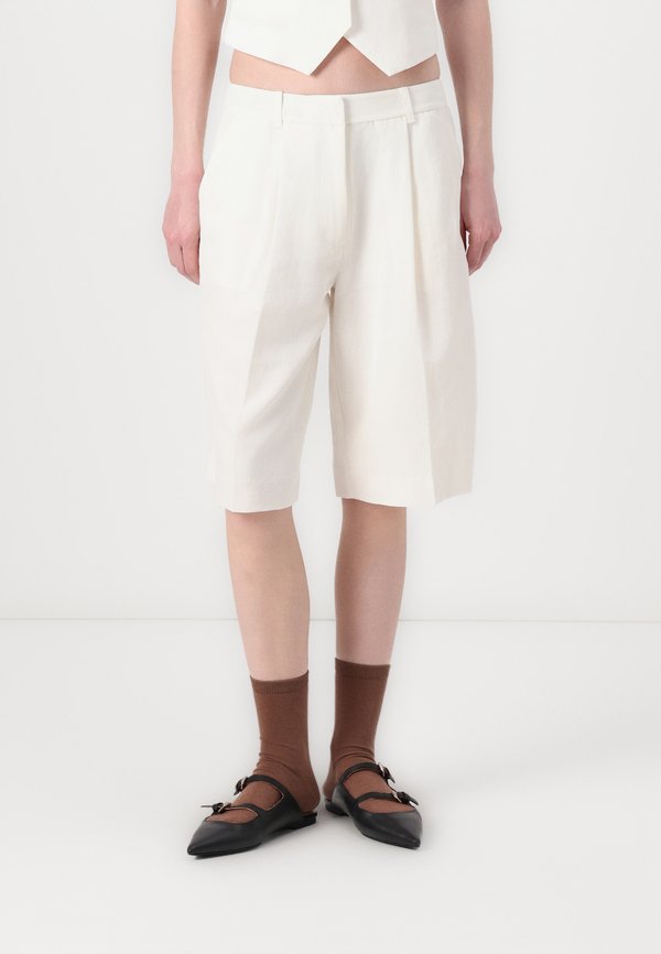 TECH - Shorts - tofu