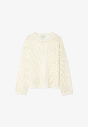 Gebreide trui in lichtroom met een losse fit, gebreid patroon, ronde halslijn en lange mouwen. Geribbelde manchetten en zoom.