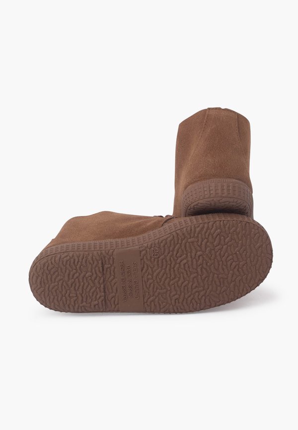 CORDONES – Lauflernschuh – camel