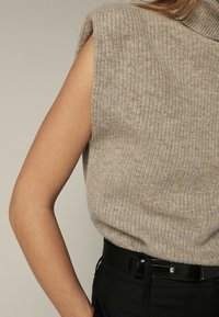 Massimo Dutti Strickpullover - beige