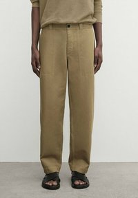 Massimo Dutti Tygbyxor - camel